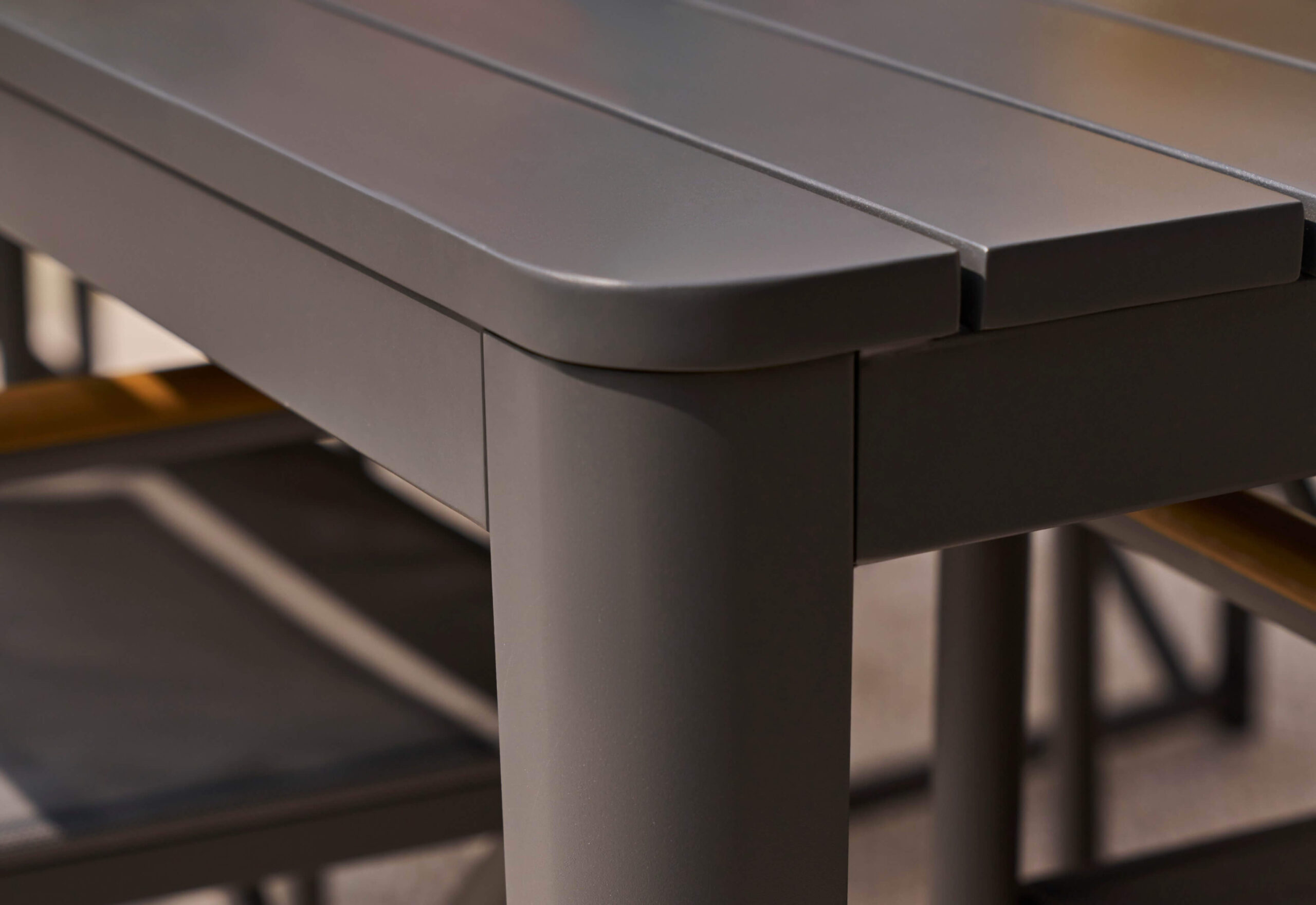 Aluminum Outdoor Rectangular Dining Table + 2 595 Armchairs + 3 595 Armless Chairs + Aluminum Dining Bench - Image 4